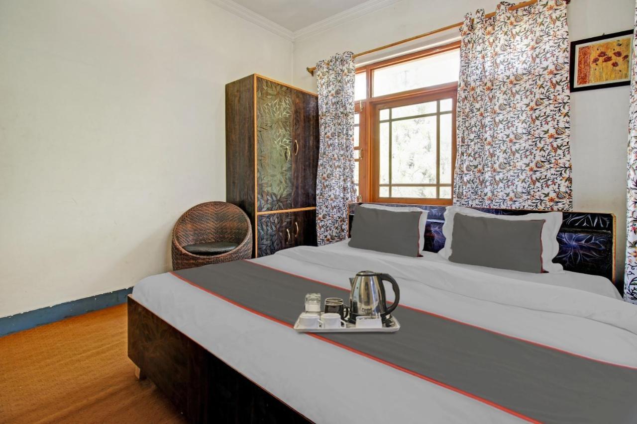 Super Oyo Capital O 91600 The Village Classic Hotel And Restaurant Srinagar  Bagian luar foto