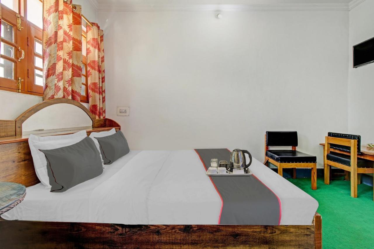 Super Oyo Capital O 91600 The Village Classic Hotel And Restaurant Srinagar  Bagian luar foto