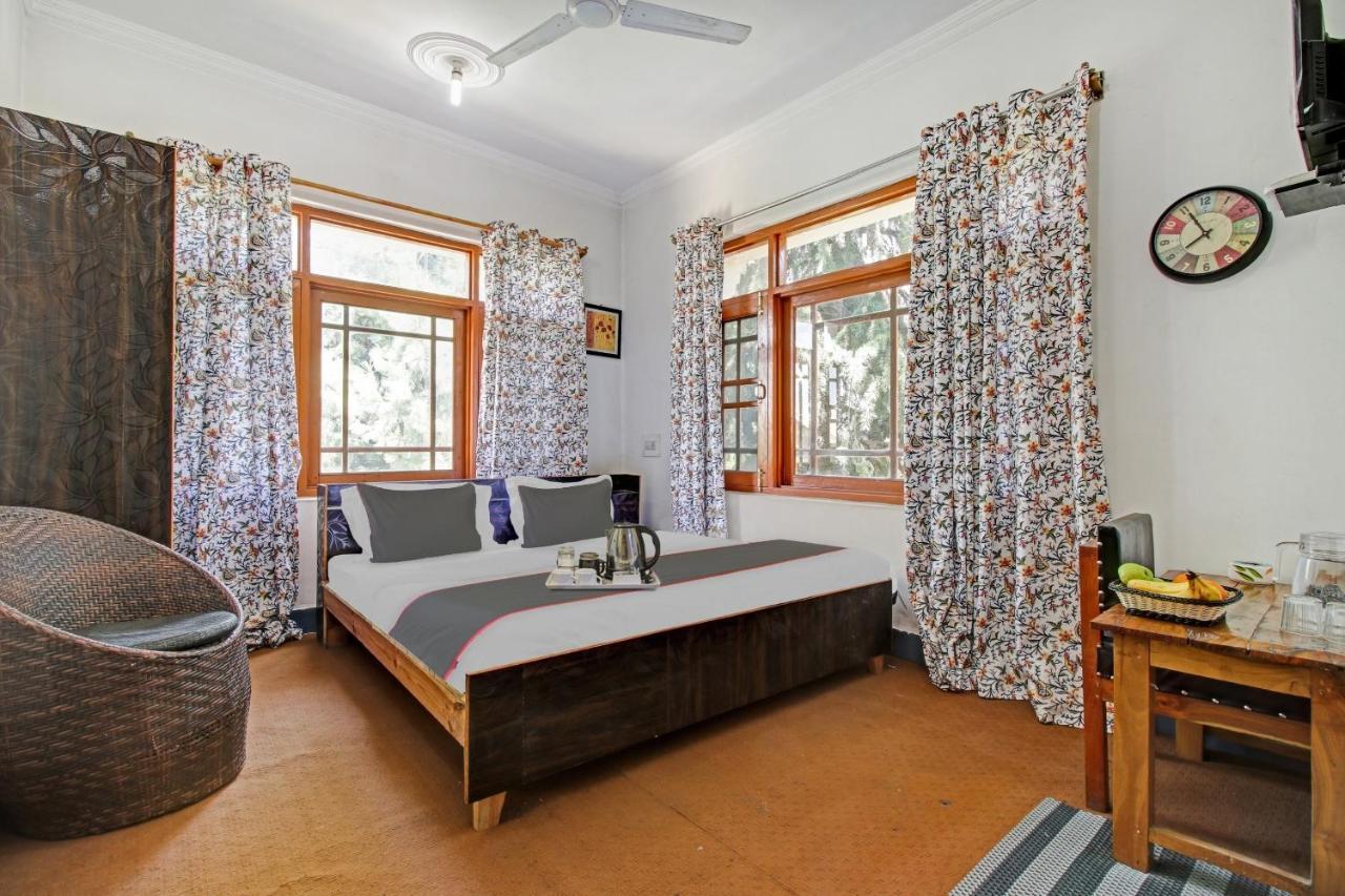 Super Oyo Capital O 91600 The Village Classic Hotel And Restaurant Srinagar  Bagian luar foto